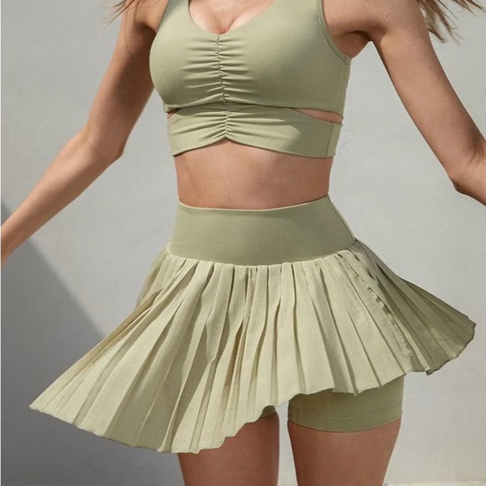 WISKII Lite pleated mini skirt M